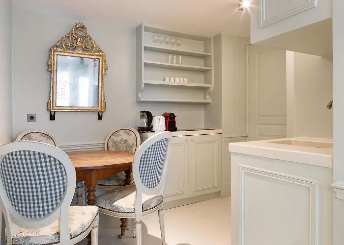 Pick A Flat\'s Apartments in Saint Germain - Paul-Louis Courier